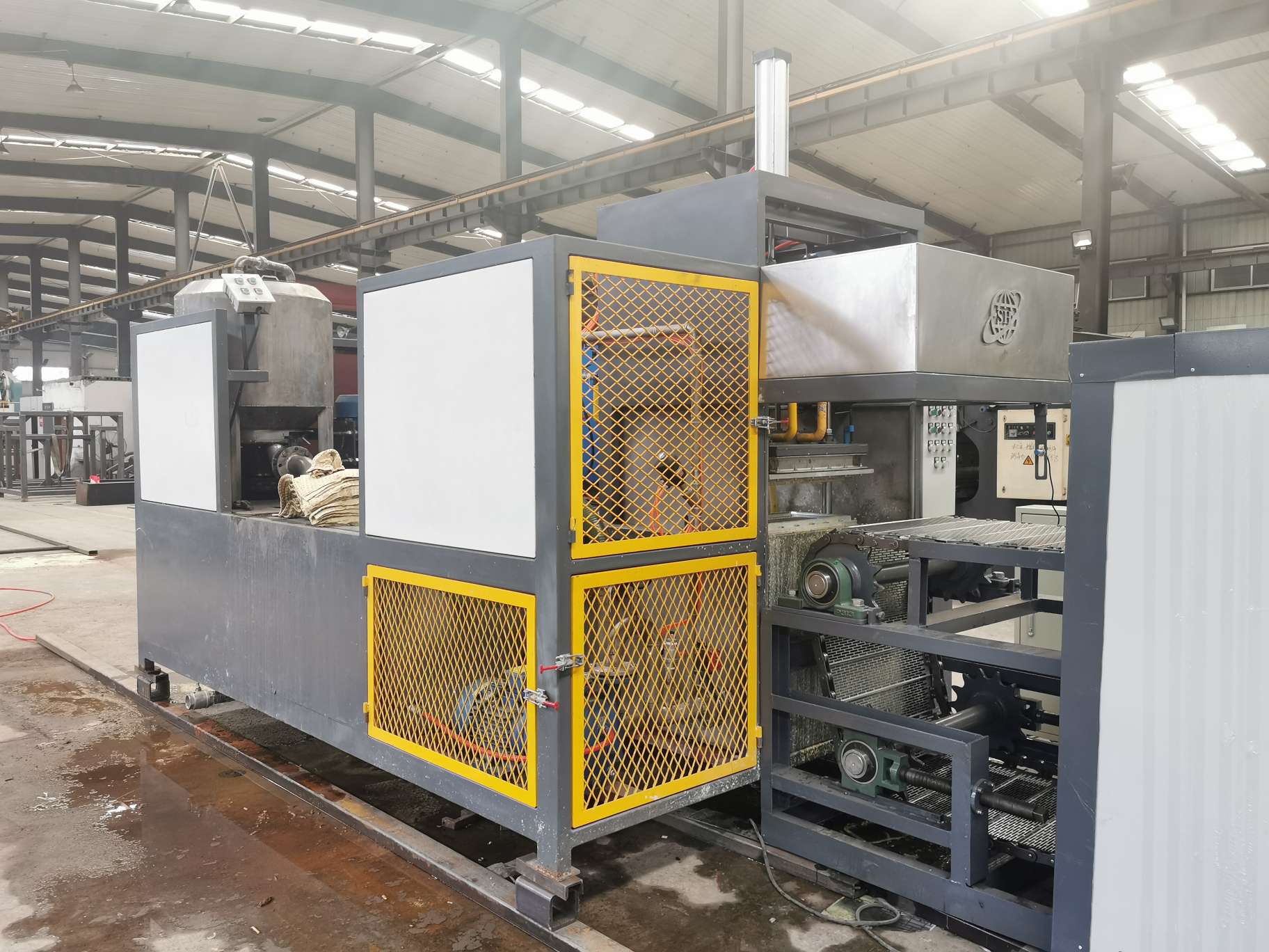 限塑令實(shí)施后 紙漿模塑行業(yè)發(fā)展迎來蓬勃藍(lán)海時代